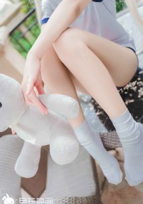 年轻的老师3_高清免费在线观看