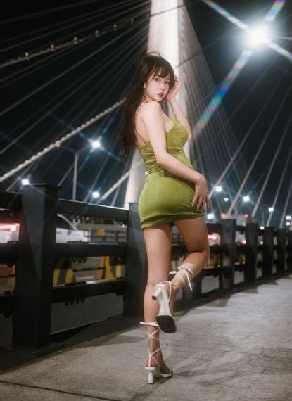 老男孩免费观看绯红女巫_高清在线观看视频