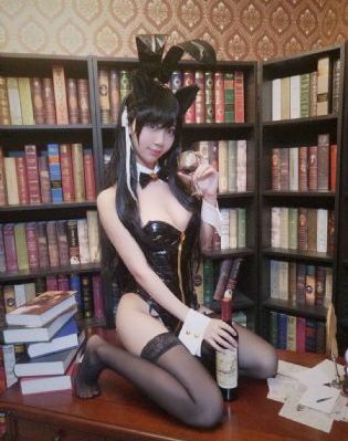 《向魔王伊布罗贾献身吧》_有字幕完整版